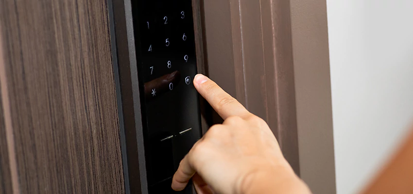 Smart Electric Locks Replacement Services in Pittsburg, CA