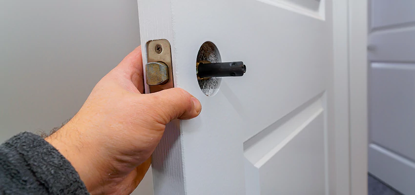 Nighttime Locksmith For Lock Repair in Pittsburg, CA